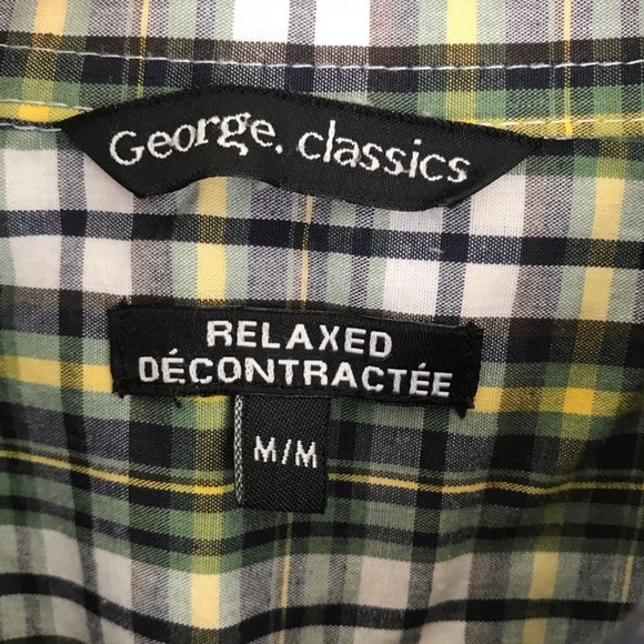 TWO PLAID SHORTSLEEVED BUTTON UP SHIRTS SIZE MEDIUM - Picture 3 of 7